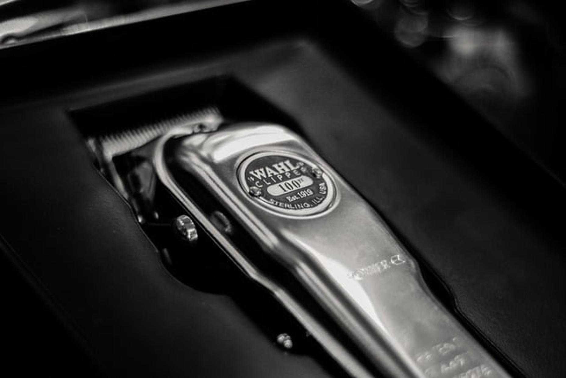 how to clean a wahl hair clipper